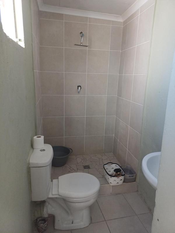 2 Bedroom Property for Sale in Ravensmead Western Cape